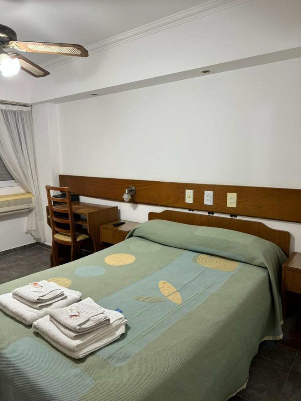 Hotel Y Restaurant Don Quijote