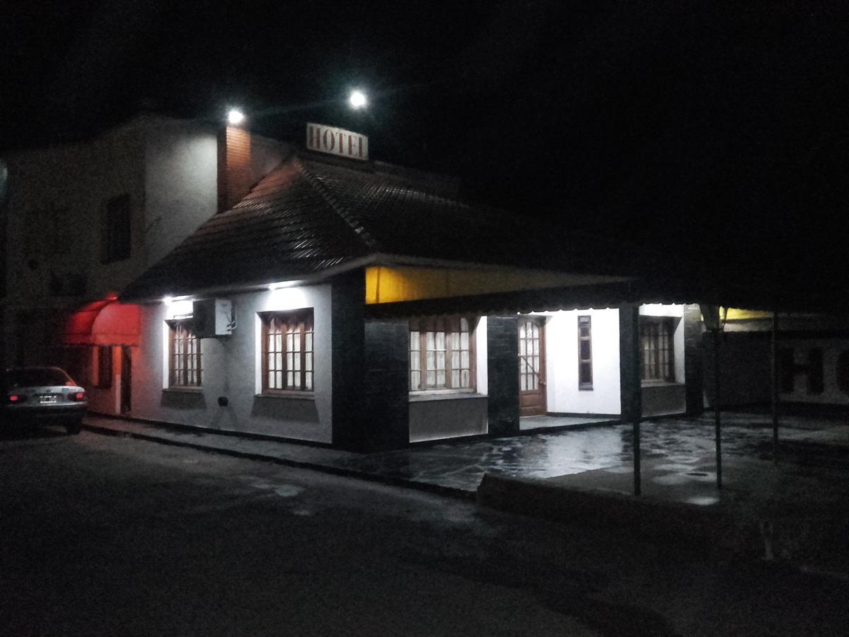 Y Restaurant Don Quijote Macachín